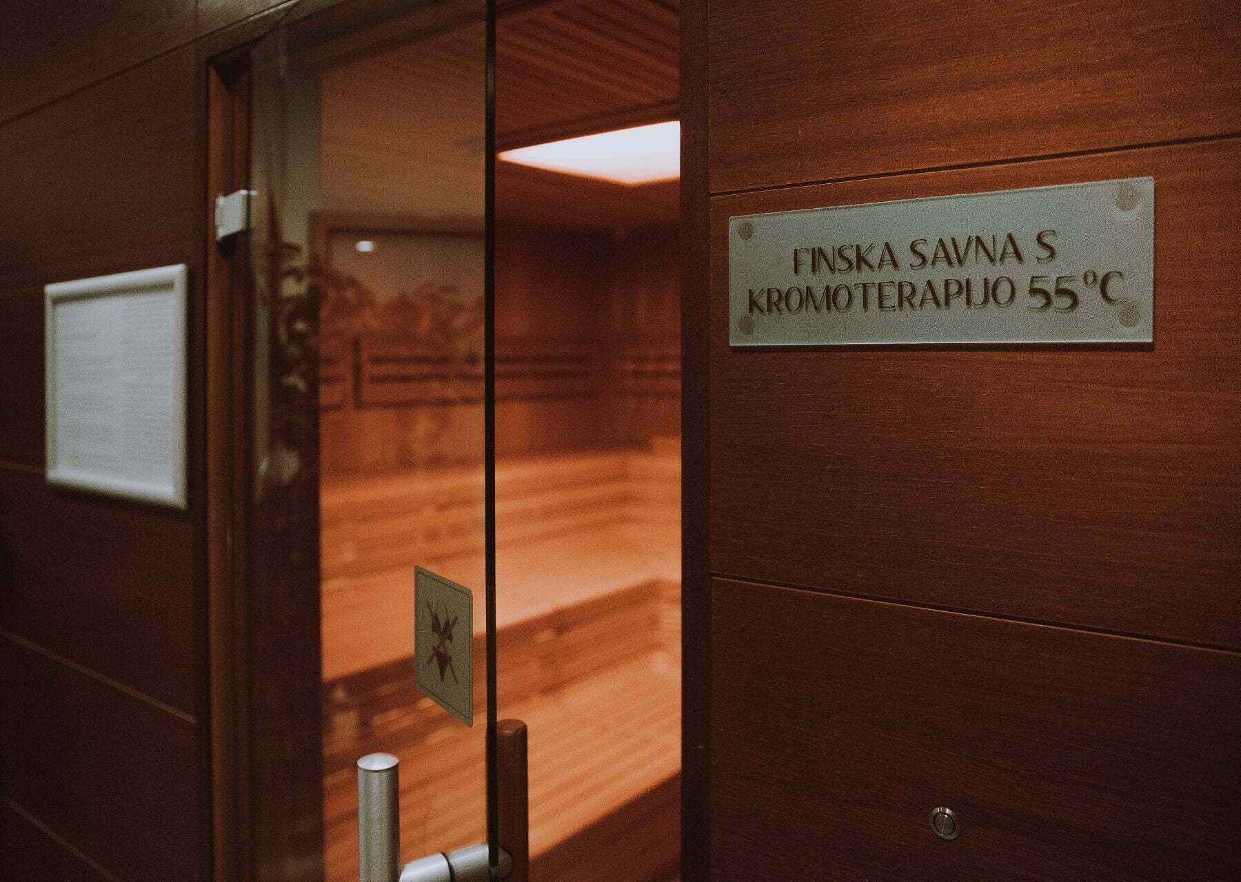 Phòng xông hơi sauna