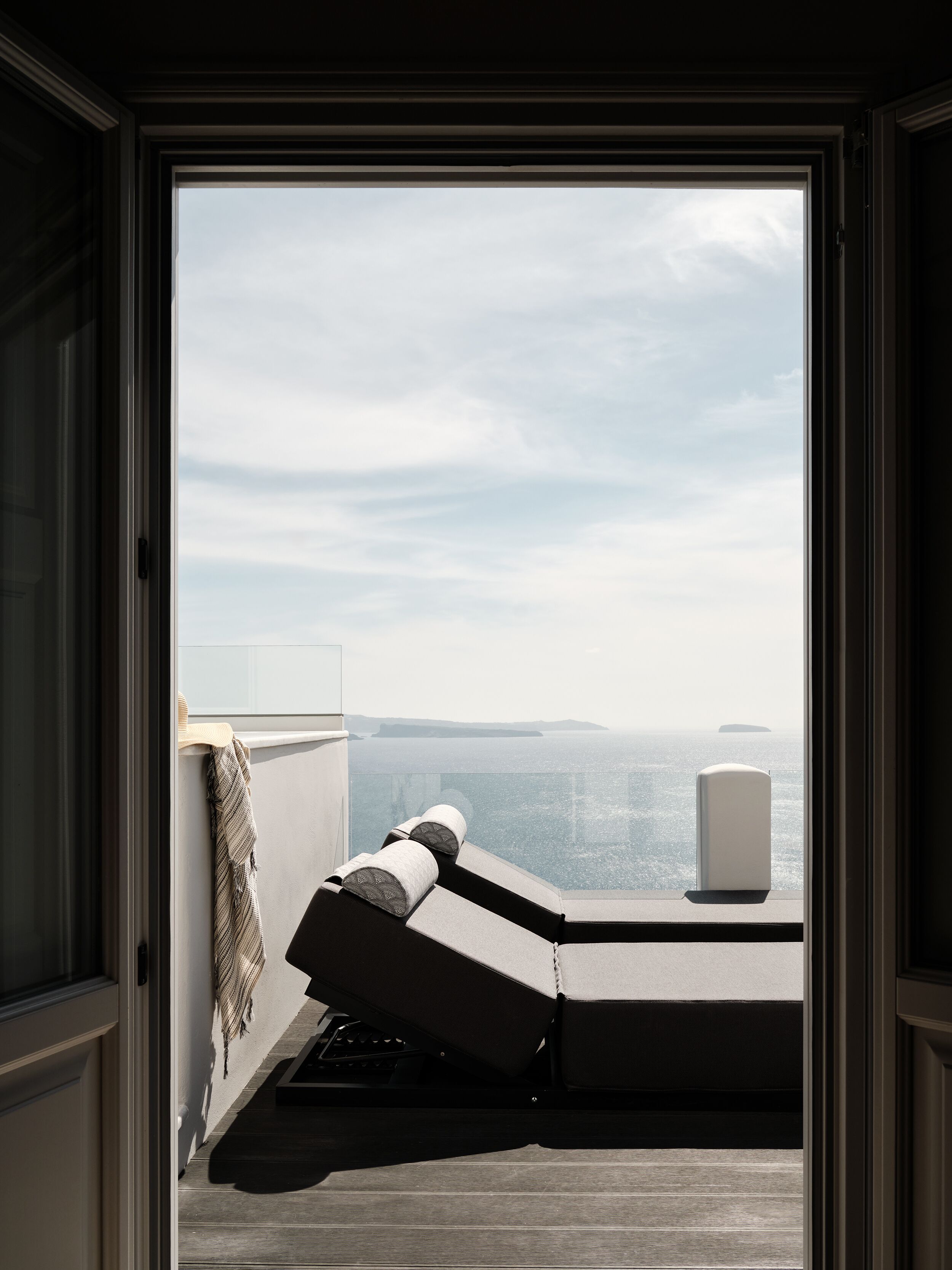 superior suite outdoor hot tub sea view | beach/ocean view