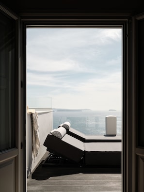 Superior Suite outdoor hot tub sea view | ビーチ / オーシャン ビュー