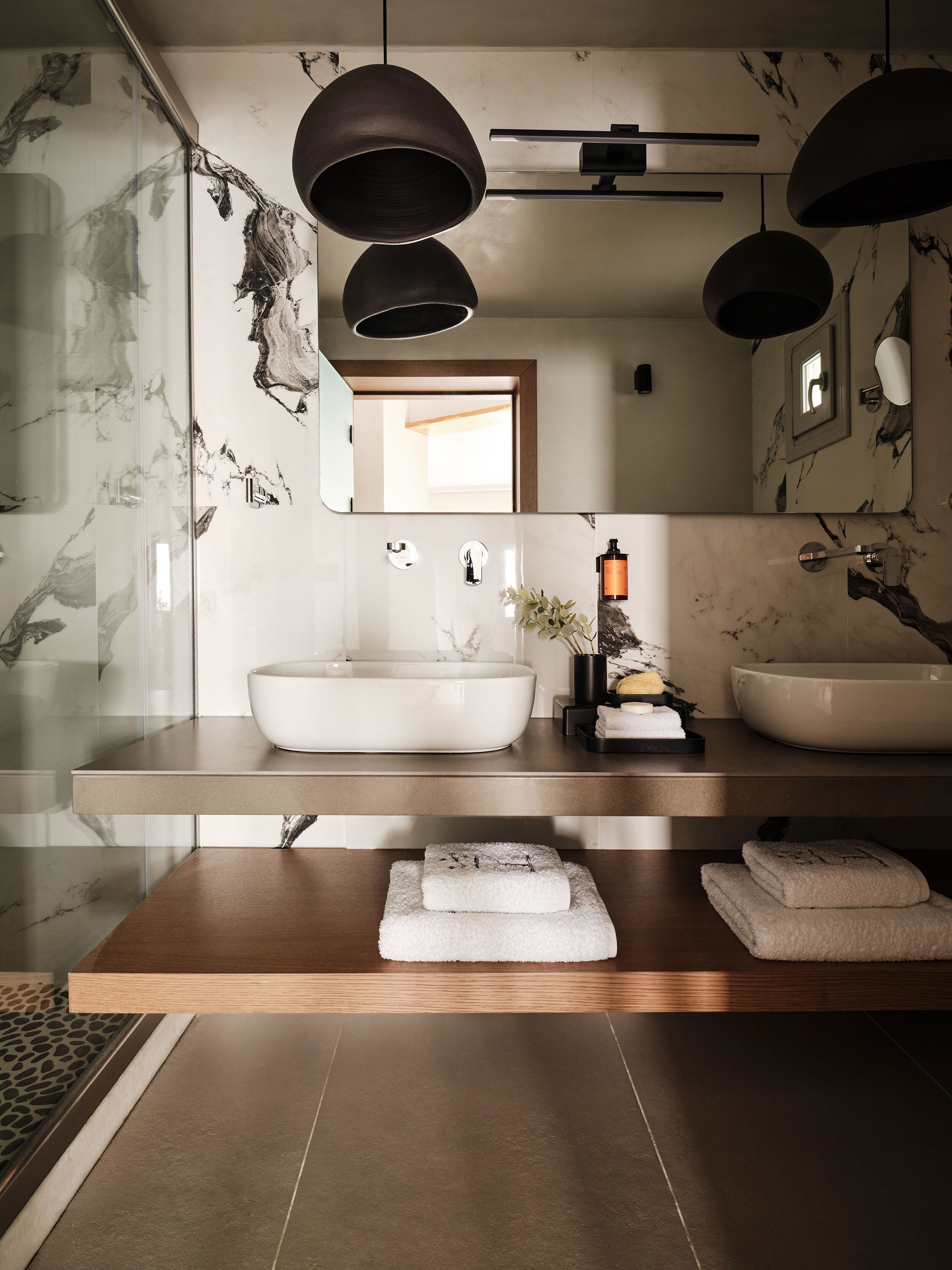 superior suite outdoor hot tub sea view | bathroom | shower, free toiletries, hair dryer, bathrobes