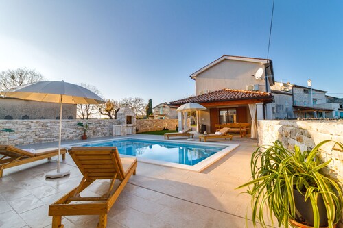 Romantic Istrian Villa Nima with private pool