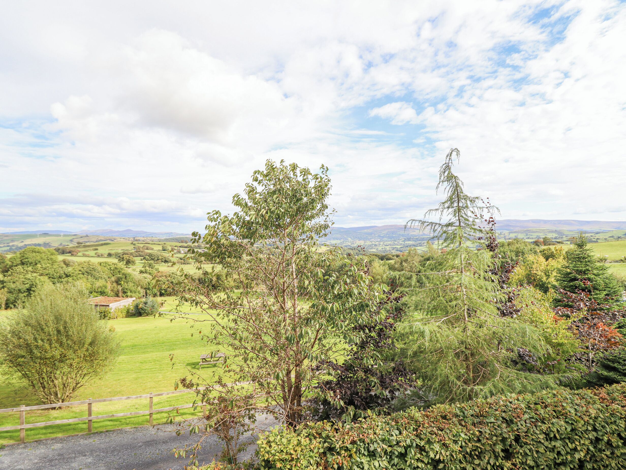 Cottage | Property grounds