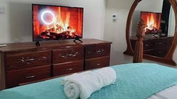 2 chambres, fer et planche Ă repasser, Wi-Fi, draps fournis