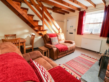 Cottage | Living room. Keepers Cottage, 21 Coppergate