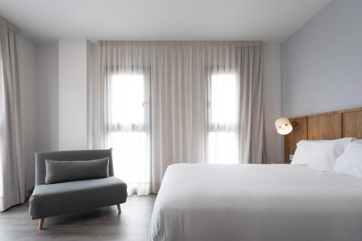 Superior Double Room | Premium bedding, minibar, in-room safe, desk
