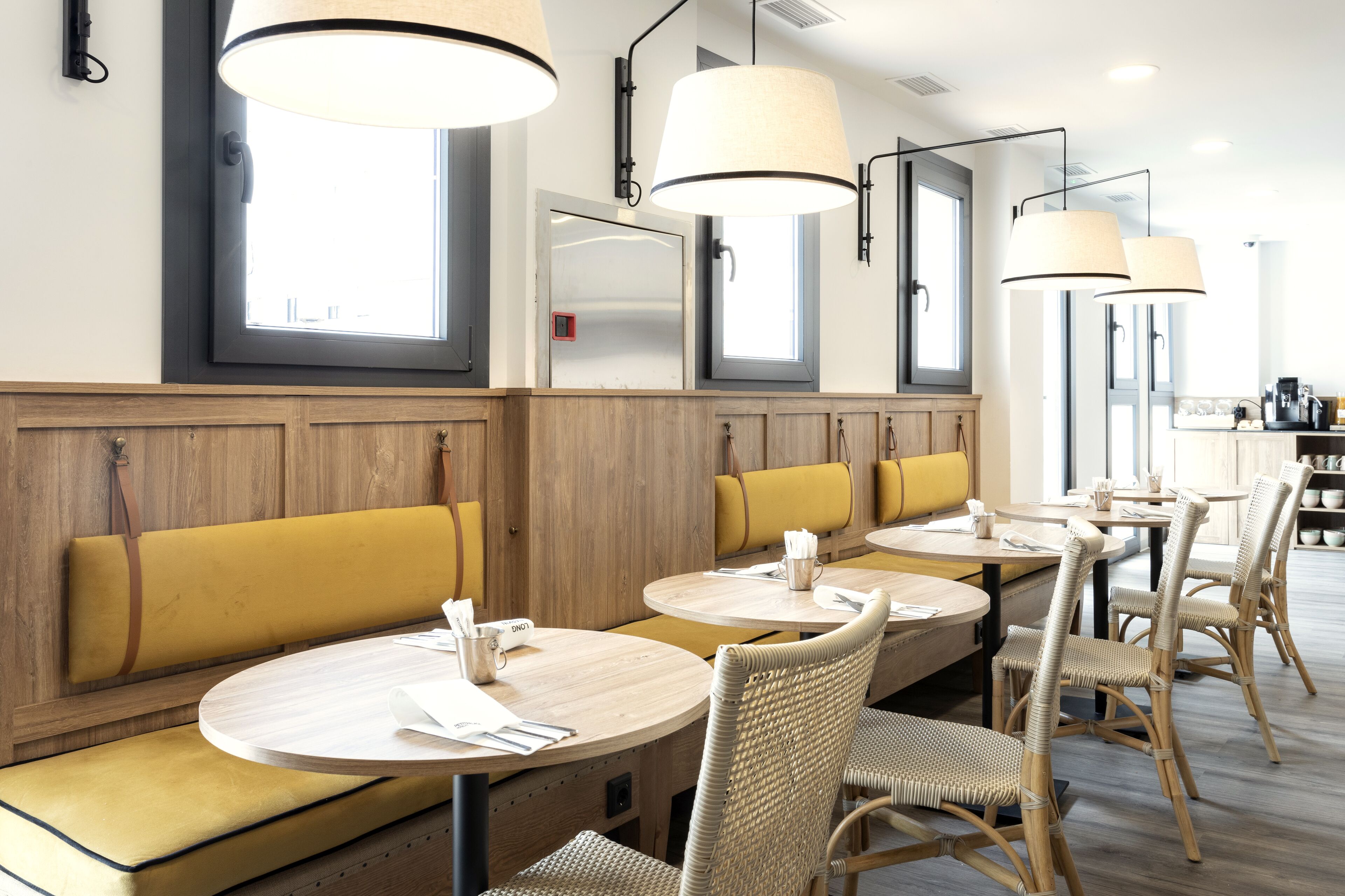 daily buffet breakfast (eur 15 per person)