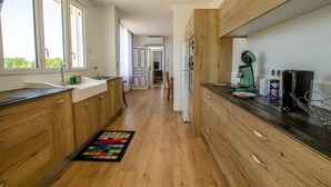 Uklassifisert bilde, 5 av 19, knapp