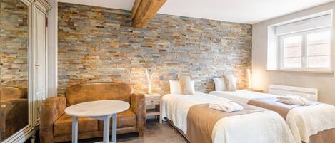 6 chambres, lit parapluie, Wi-Fi gratuit