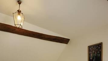 2 bedrooms, free WiFi