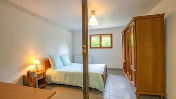 5 bedrooms, free WiFi