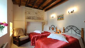 3 slaapkamers, reisbedje, gratis wifi