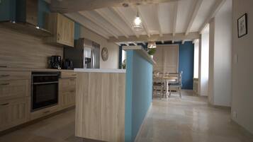 Microwave, dishwasher, highchair