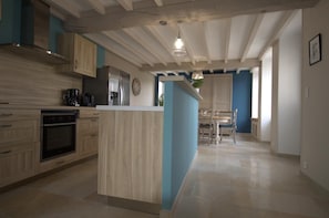 Microwave, dishwasher, highchair