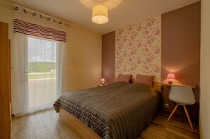 3 chambres, lit de bébé portatif, accès au Wi-Fi (inclus)