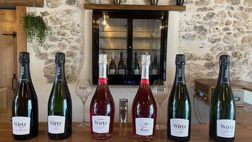 Bar (en el alojamiento)