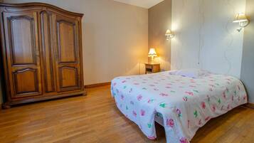 3 soverom, reiseseng for barn og wi-fi (inkludert)