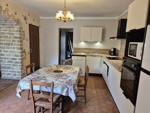 Microwave, dishwasher, high chair