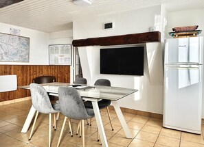 Dining - Les Épervières - LENTILLES (LENTILLES)