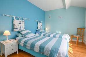 3 bedrooms, travel cot, free WiFi