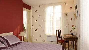 3 Schlafzimmer, Reisekinderbett, kostenloses WLAN, BettwÀsche