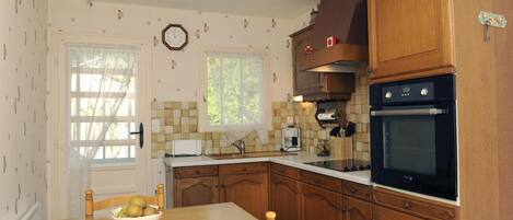 Microwave, dishwasher, high chair