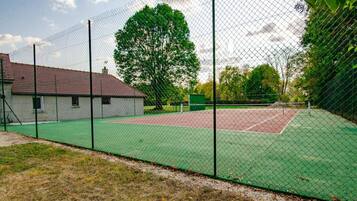 Sport court