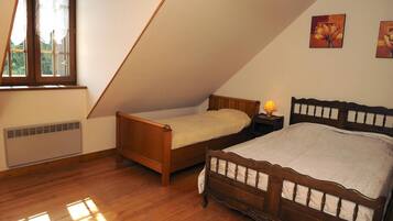 2 間睡房、可攜式嬰兒床、免費 Wi-Fi