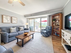 Smart TV - STUNNING 2BR VILLA WITH WATER VIEWS STEPS TO BEACH HILTON HEAD (Hilton Head Island)