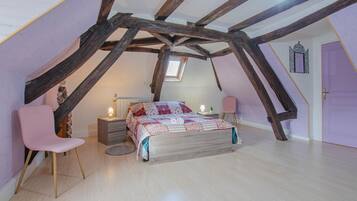 4 soverom, reiseseng for barn og wi-fi (inkludert)