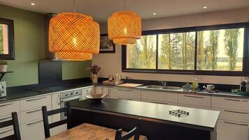 Microwave, dishwasher, highchair