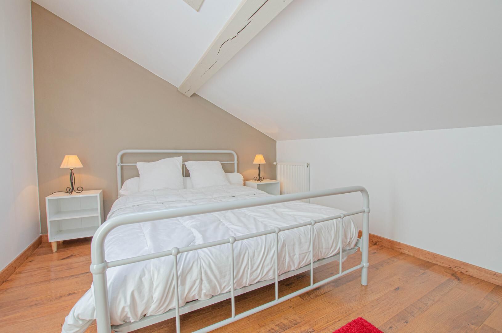 5 室のベッドルーム、旅行用ベビーベッド、WiFi (無料)