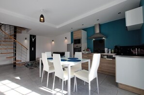 Dining - Le Saint Vincent II - Villenauxe LA Grande (VILLENAUXE LA GRANDE)