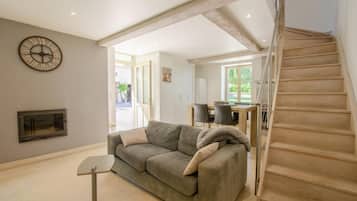 Televisie en een open haard