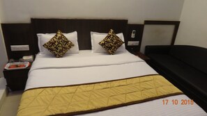 Deluxe Double Room | Free WiFi