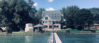 Saint Clair River  Two Bedroom apt private entrance New Construction