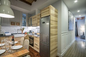 Fridge, microwave, oven, dishwasher