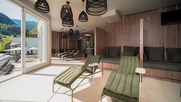 Sauna, hammam, massages sportifs, 1 salle de soins, massages