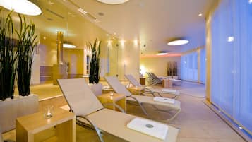 Sauna, steam room, sports massages, 1 treatment room, massages