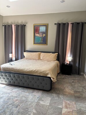1 bedroom, iron/ironing board, WiFi, bed sheets - Hillside at Whispering Pines (Norman)