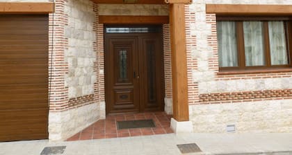 New luxury rural house, in the center of Castilla