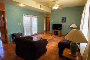 TV - 2 bed/2bath  -  family vacation home in beach resort (San Felipe)