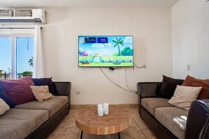 TV - Casa Baja - Book Online! 3-Level Rental with Rooftop (San Felipe)