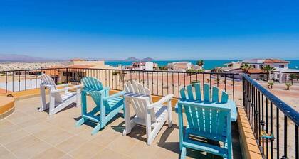 Casa Baja - Book Online! 3-Level Rental with Rooftop