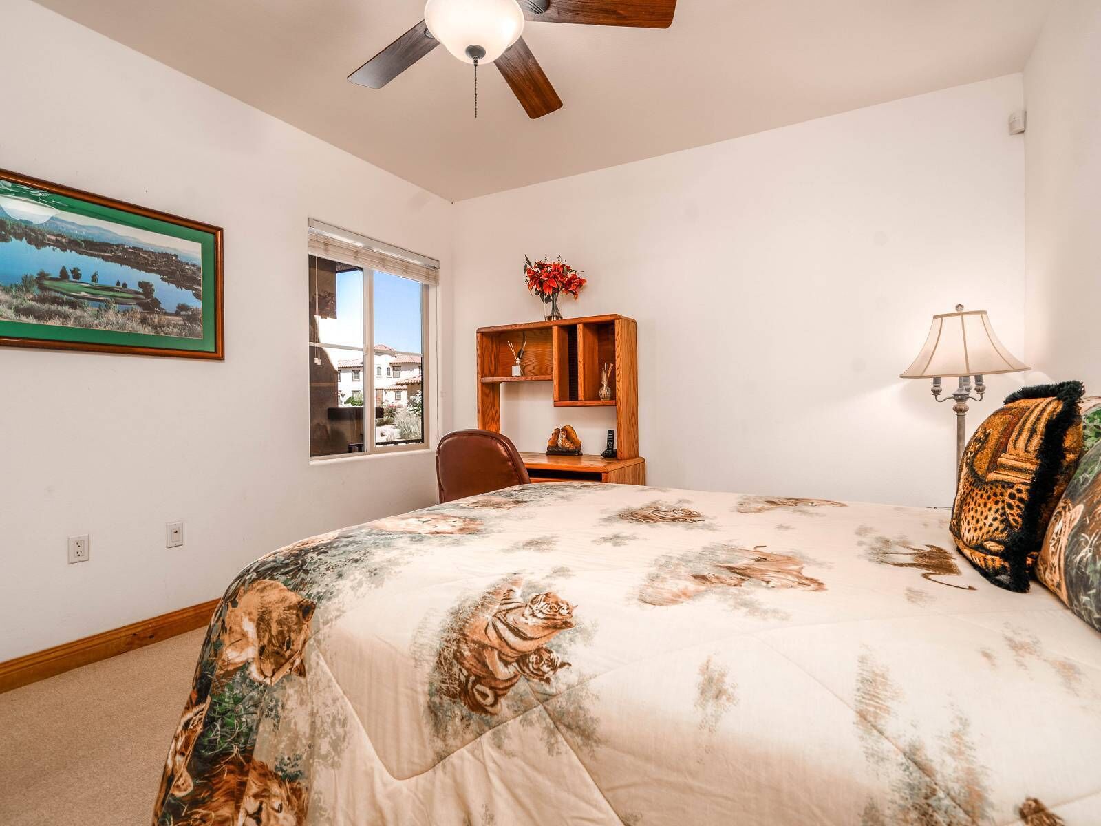 2 間睡房、上網、方便輪椅出入