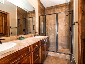 Bathtub