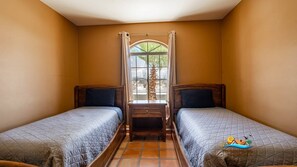 3 bedrooms, free WiFi, bed sheets