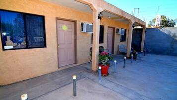 Enceinte de lâhĂ©bergement