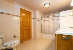 Shower, towels - Las Palmas condo Two (San Felipe)