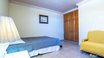 2 quartos, Wi-Fi de cortesia, roupa de cama