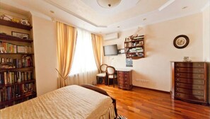 4 chambres, fer et planche à repasser, Wi-Fi, draps fournis